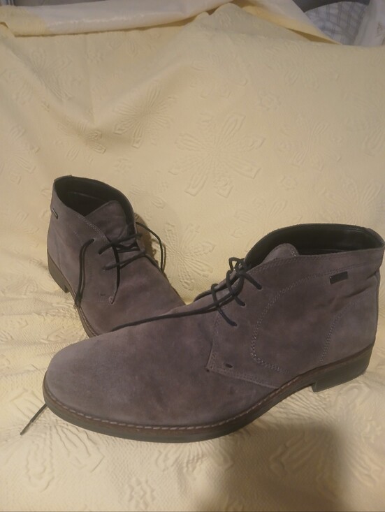 Nordstrom Other - Nordstrom Men's Suede Chukka Boots - Slate Gray